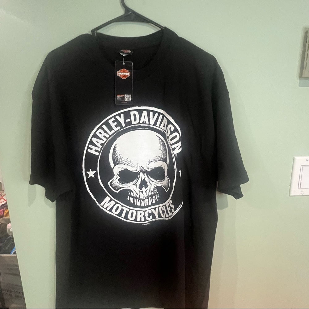 NWTHarley-Davidson Black Tee with White Skull Round Logo - Picture 9 of 9